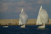 Εντυπωσιακός ο ιστιοπλοϊκός αγώνας Match Race J24 στο λιμάνι Ρεθύμνου